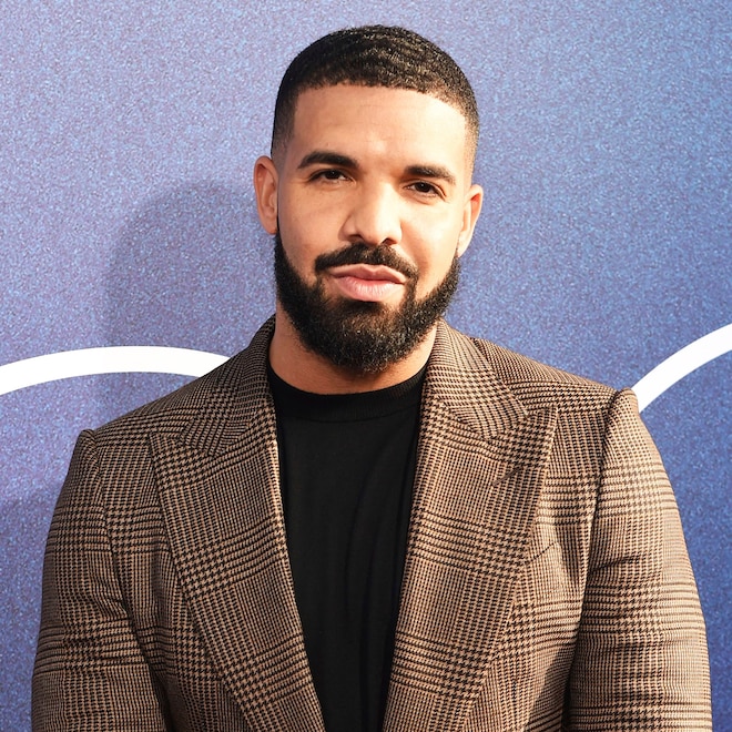 See Drake’s Diamond Necklace in Honor of 42 Times He Almost Proposed